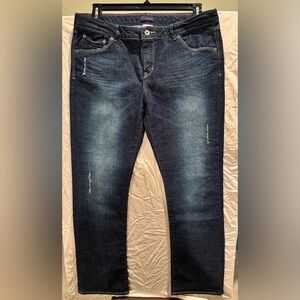 Levi’s Womens Plus Size 18 Slim Straight Jeans Dark Wash Distressed Stretch